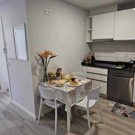 Time Off Madeira Апартаменты Фуншал